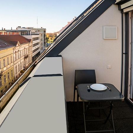Dream Apartman 1 With Free Parking Győr Eksteriør billede