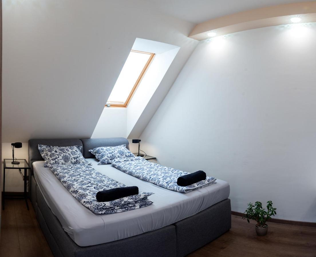 Dream Apartman 1 With Free Parking Győr Eksteriør billede