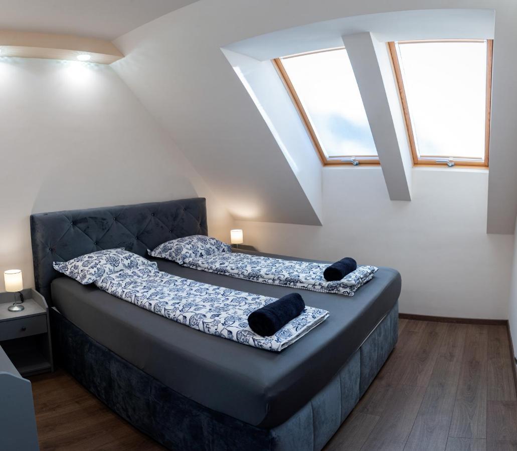 Dream Apartman 1 With Free Parking Győr Eksteriør billede